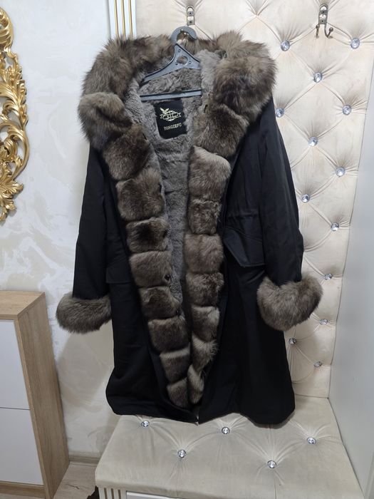 Продам парку зимнию