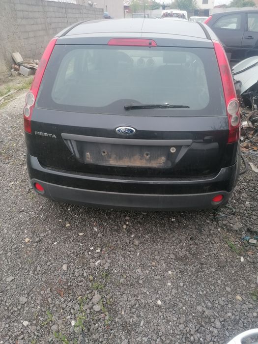 Bara fata capota usa far bara spate Ford Fiesta