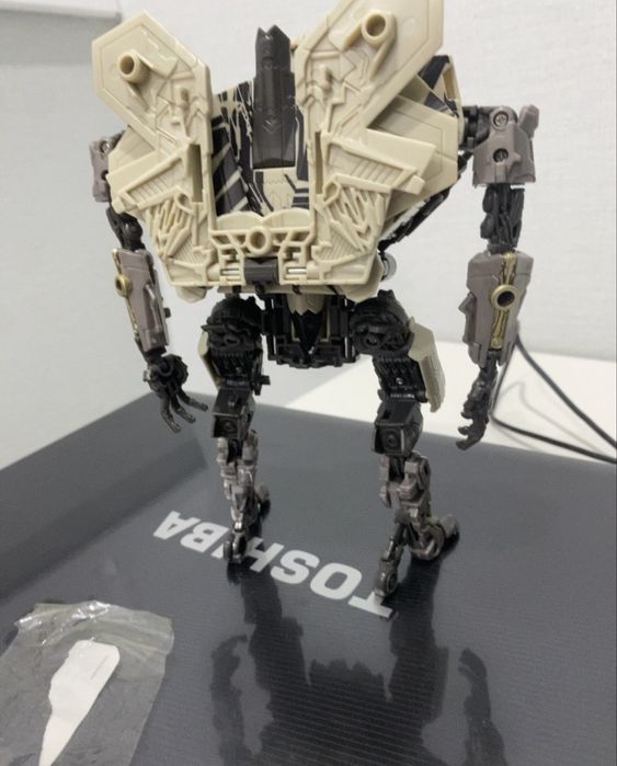 Transformers studio series SS-21 Starcream Hasbro takara tomy оригинал