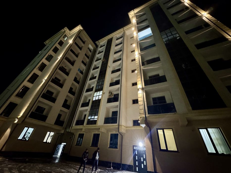 3х комнатная квартира, на 1 этаже. Рудакий