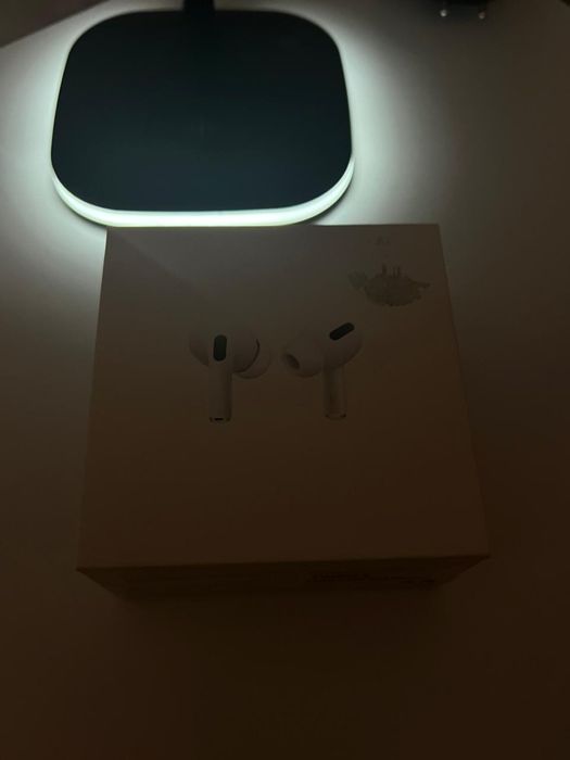 Продам наушники Air Pods 3 pro