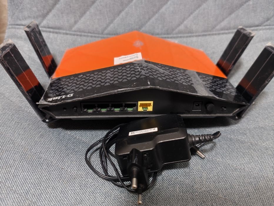 Router D-Link dir-879