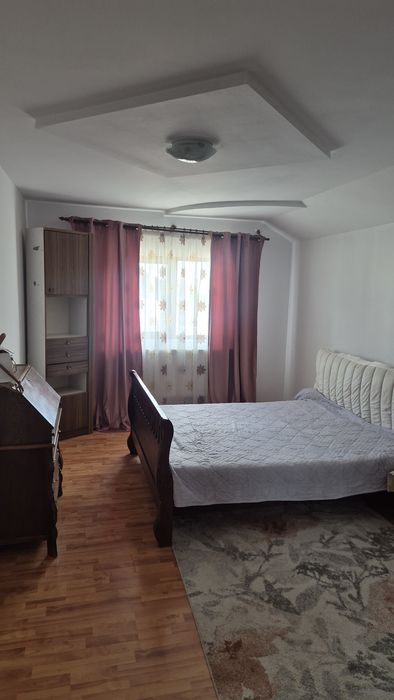 Apartament de inchiriat