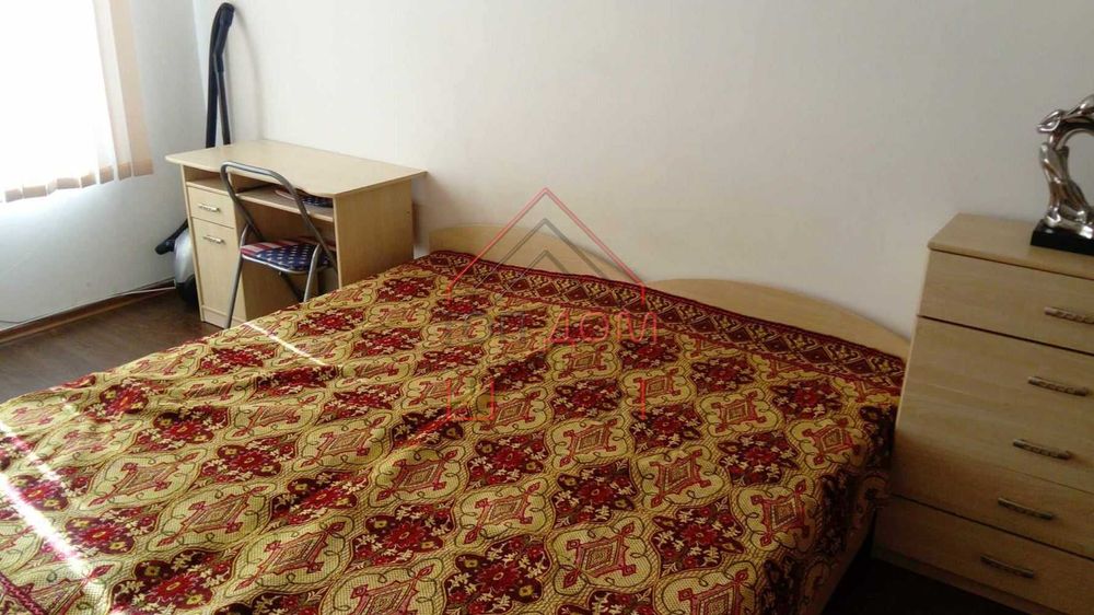 Дава се под наем Тристаен апартамент в Варна, Цветен квартал - 70 кв.м за 612 € - Снимка #9