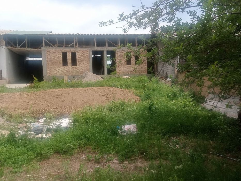 5 sotixli hovli.