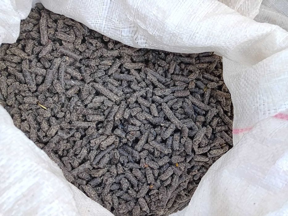 Vind Srot Floarea Soarelui Granulat foarte bine uscat si super calit