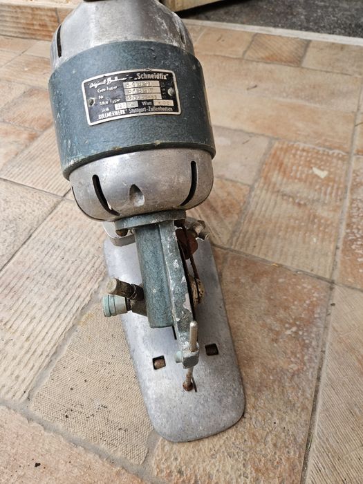 cutter electric 220v