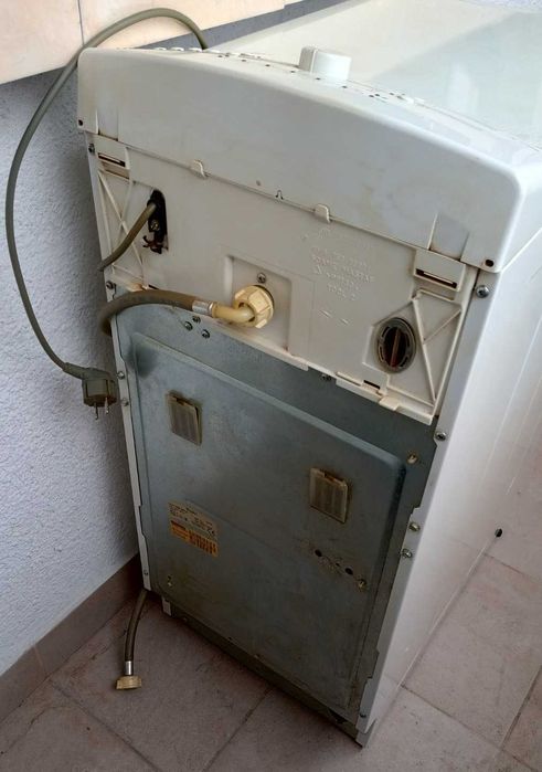 Пералня Whirlpool за части