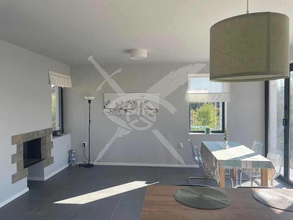 Двуетажна къща в село Приселци 90521