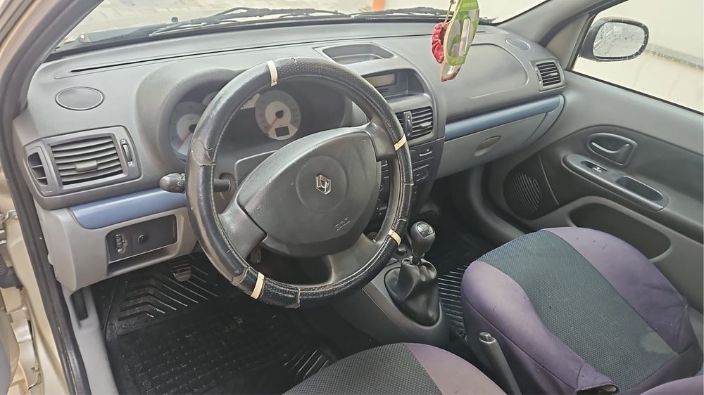 Vând Renault Symbol