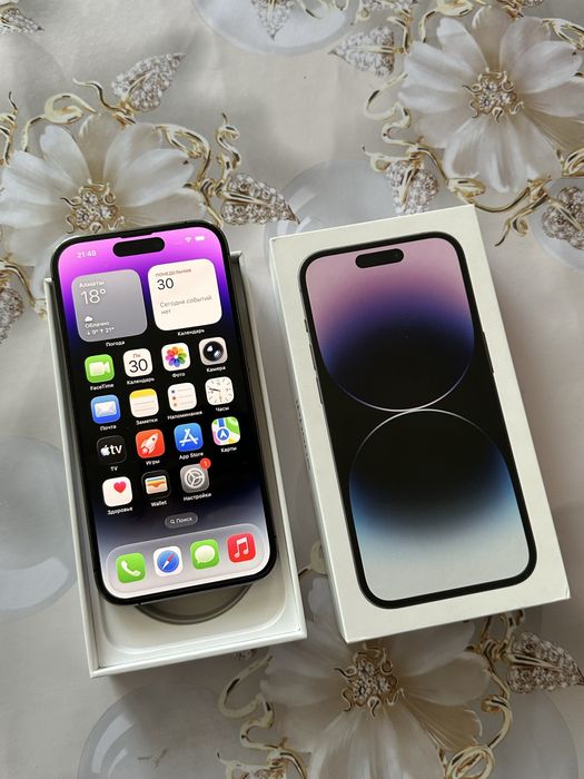 iPhone 14 Pro в очень хорошем состоянии.