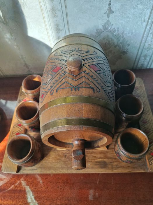 Продам  продам бочонок пивной