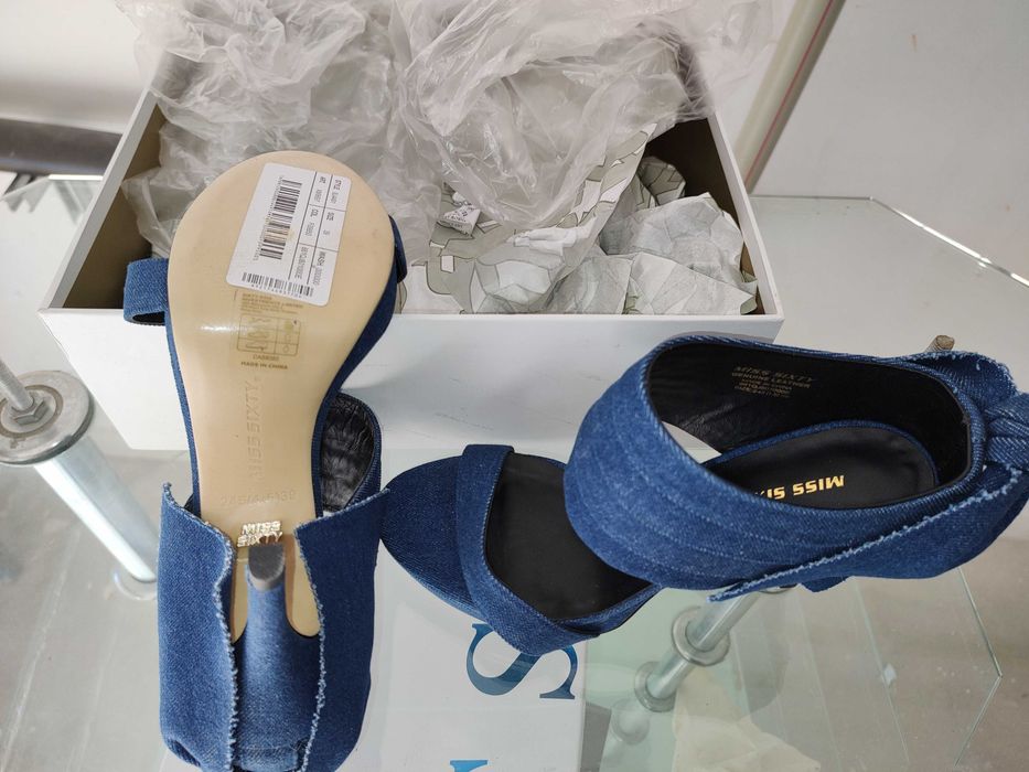 НОВИ Miss Sixty номер 39 плат син деним