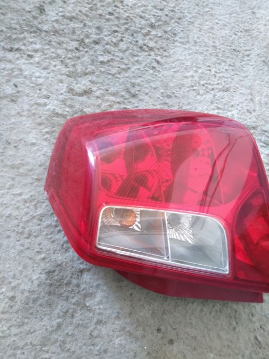 Fara Lasseter original yechilgan