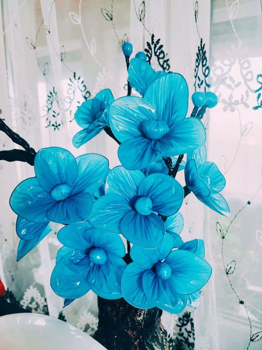 Sticle artizanale ,suport  de vin ,flori