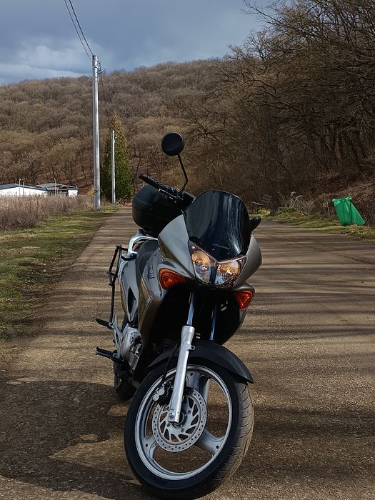 Honda Varadero 125 A1