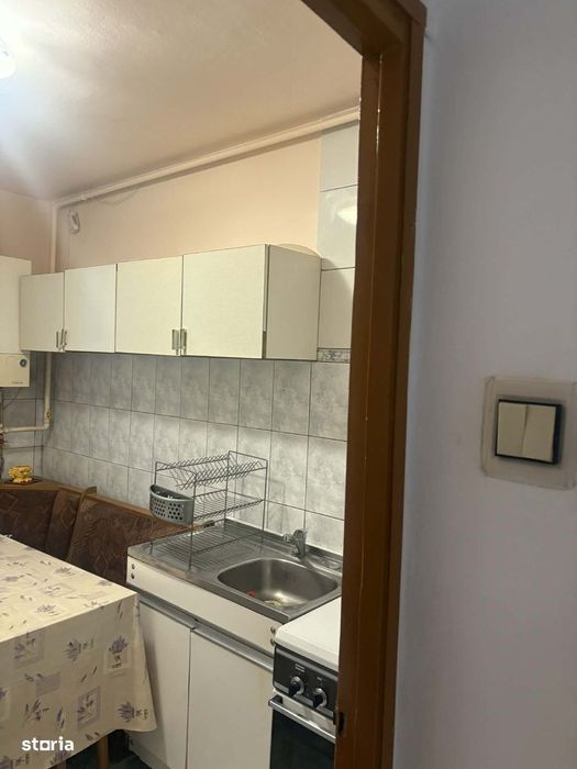 Apartament 3 camere zona ASTRA,zona Berzei
