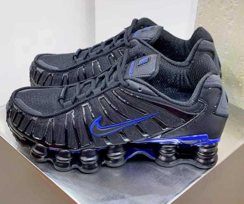 Продавам нови мъжки маратонки с кутия Nike Shox TL Black Royal Blue