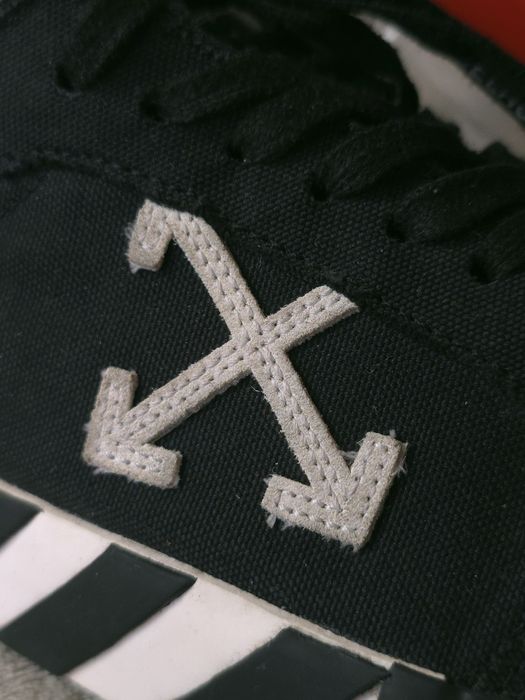 Оригинални Off-White Low Vulcanized Nero Canvas Обувки