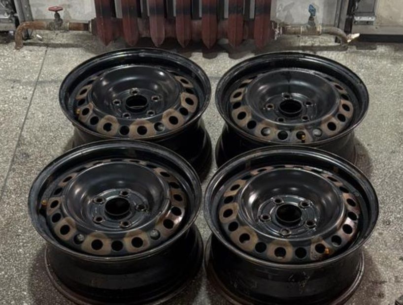 Продам металлические диски на Хонда Одиссей 3.5