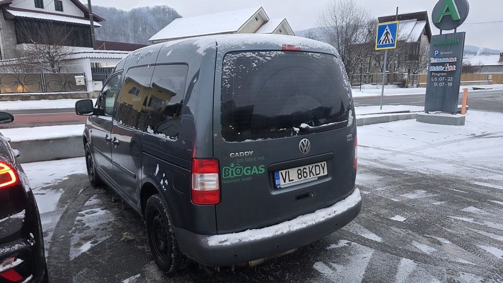 Volkswagen Caddy Life 10/2008 – 2.0 CNG + Benzină – 7 Locuri