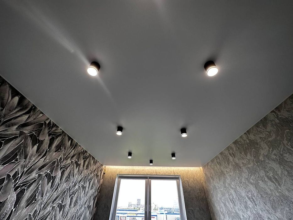 Натяжные потолки