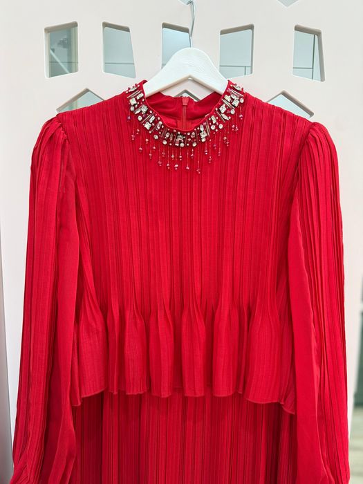 Гизия нарядное платье