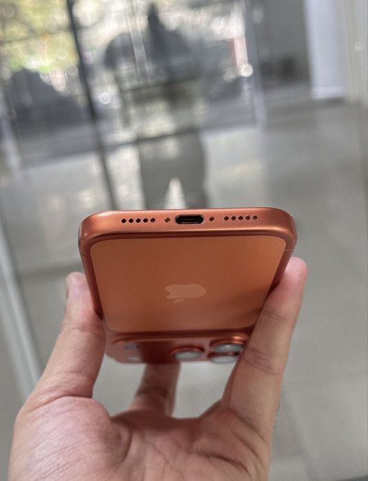 продам или обменяю iphone 17 pro