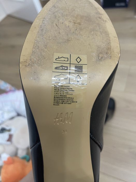 Високи дамски боти HM