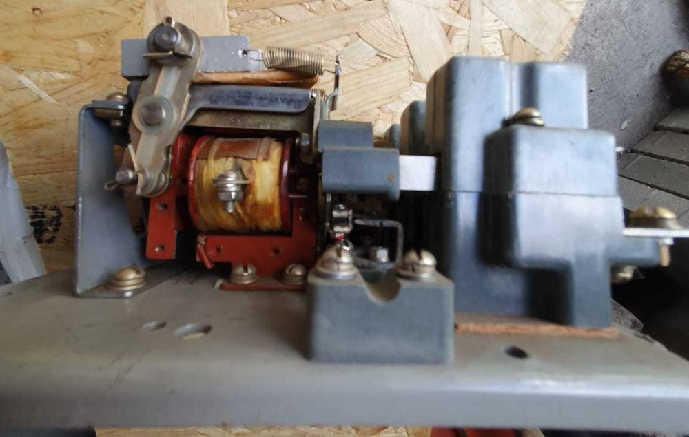 Контактор магнитный КМ-2