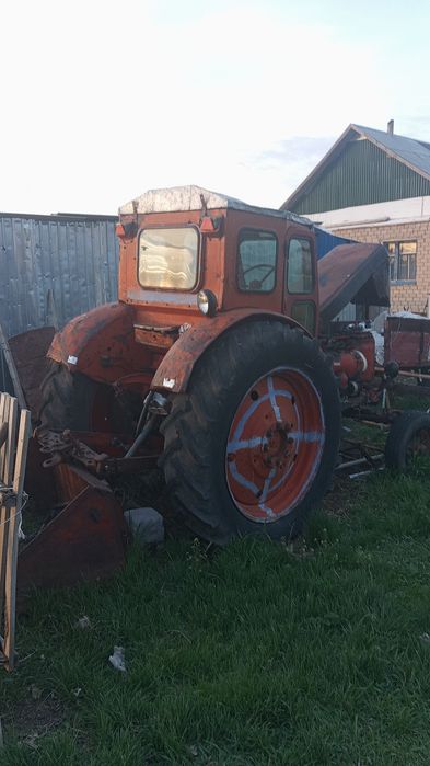 Трактор Т 40 находится в селе Когам