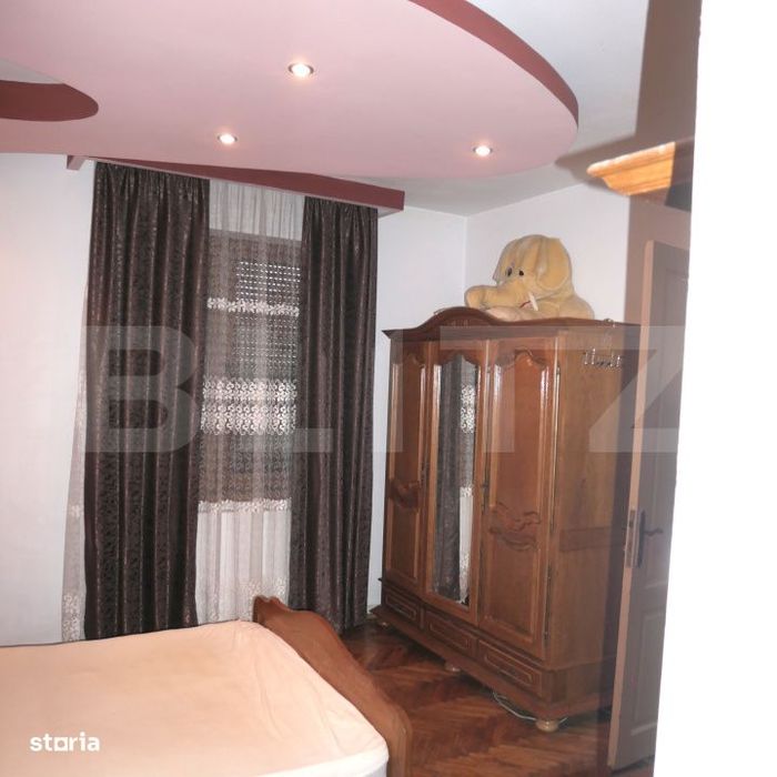 Casa de vanzare, 160 mp, zona Centrala