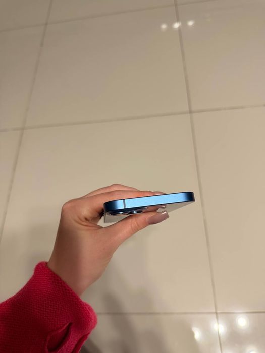 Продам супер айфон 13