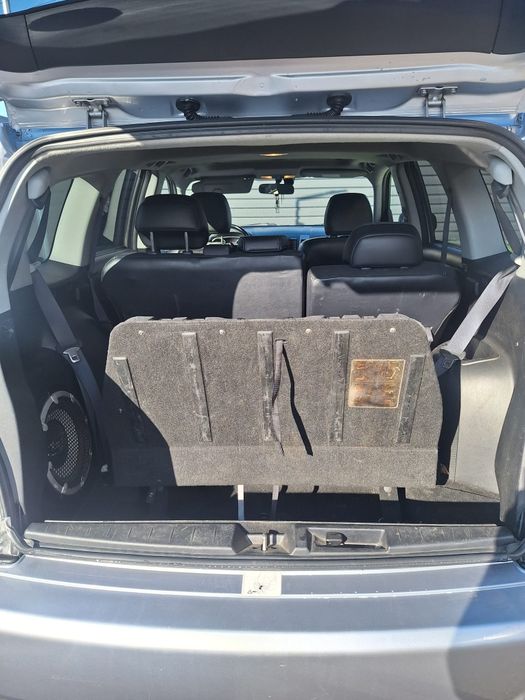 Mitsubishi Outlander 2.2 DI-D 4x4, 175 CP, 7 locuri, 2011