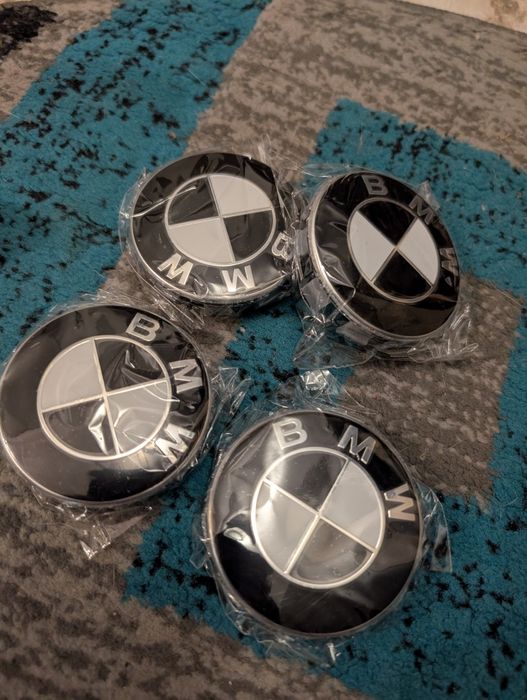 Import Amazon ! Set 12 Capace BMW roata diametru 68mm - model negru!