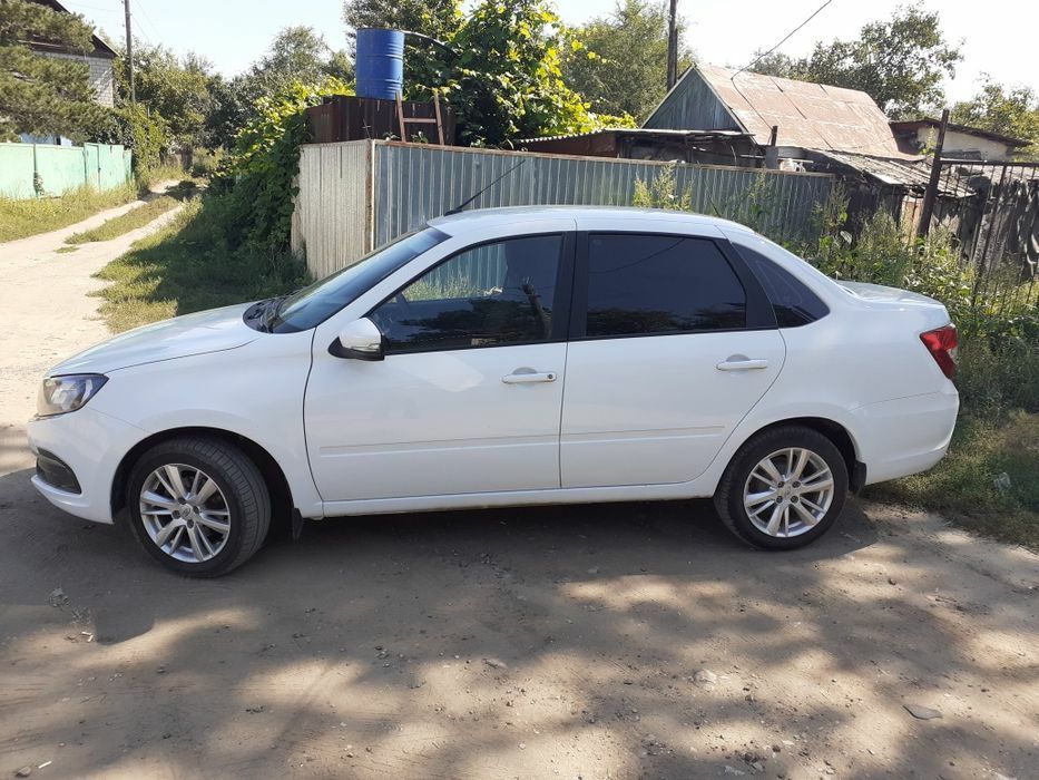 Машина гранта сидан