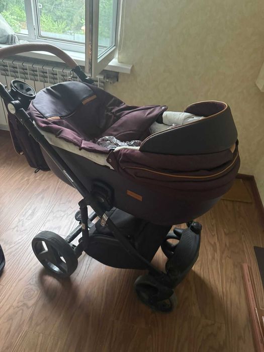 Детская коляска. Люлька, прогулочная коляска, автокресло-переноска
