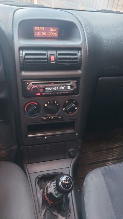 OPEL Astra 2004 — imagine 4