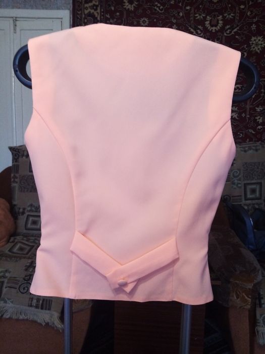 Продам подростковый костюм