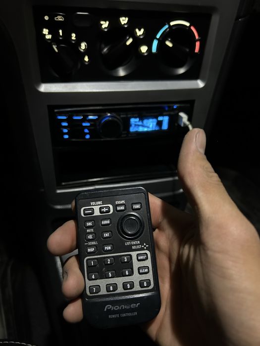 Pioneer дельфин deh-8350sd