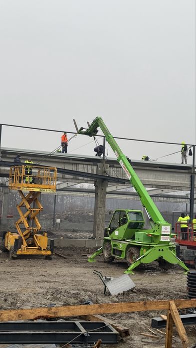 Inchiriez 2 Manitou Telehandler Roto Rotativ Nacela, Macara, Cupa