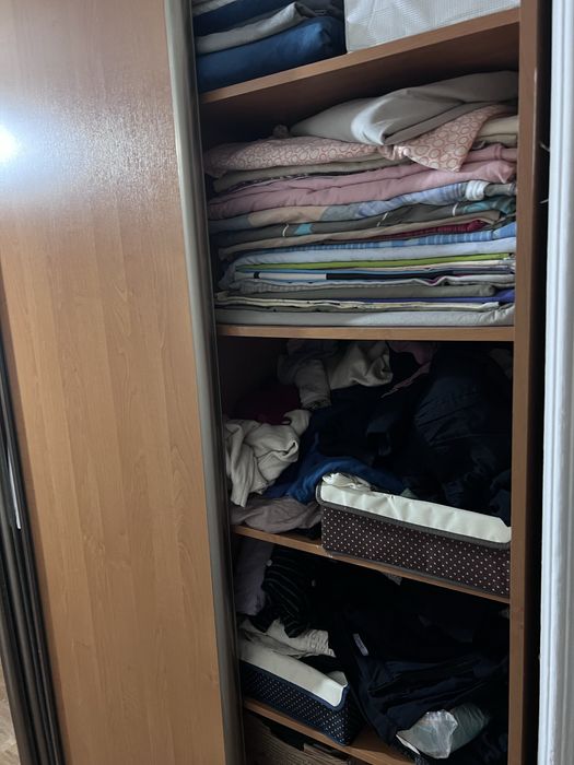 Продам прихожку шкаф купе