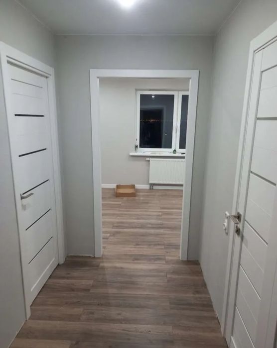 Установка межкомнатных дверей