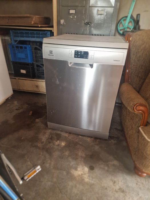 Mașina de spalat vase Electrolux