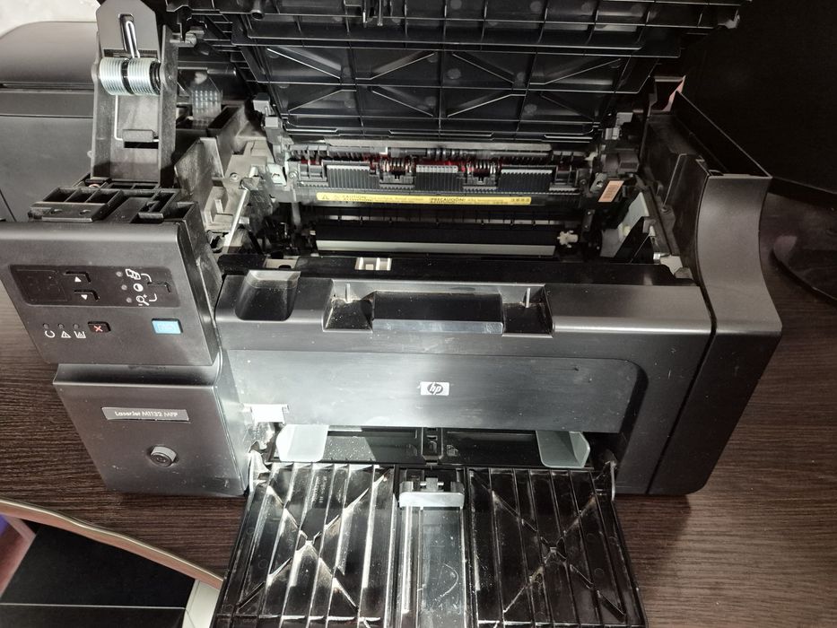 МФУ принтер HP 1132