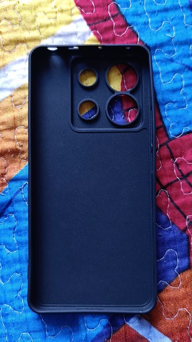 Продам чехол на Redmi note 13 pro 5G