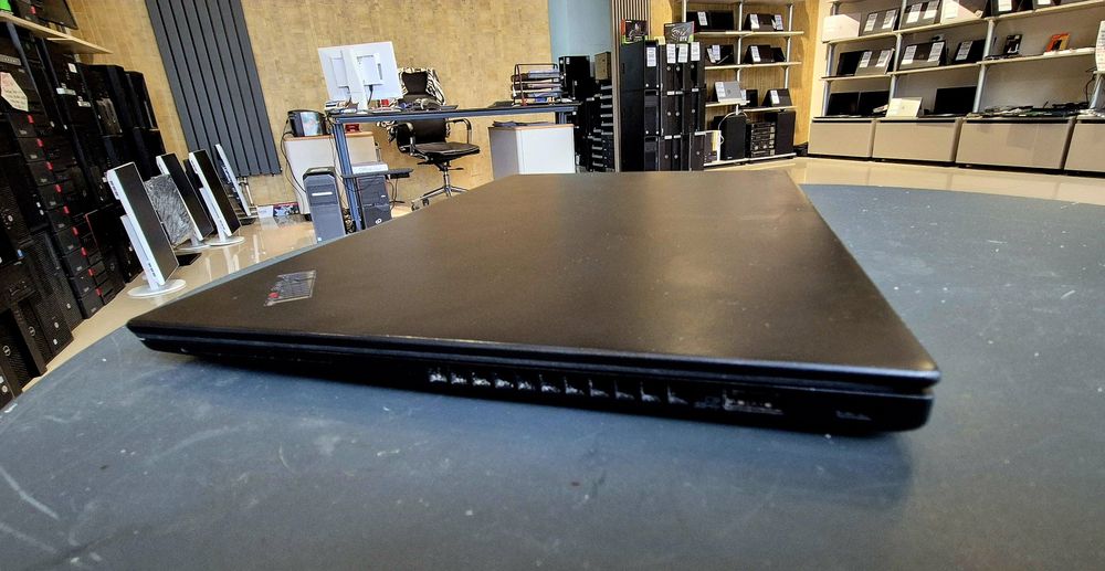 Touchscreen, i7  Lenovo Thinkpad T14s, 32  G , NVME 512, LIKE NEW