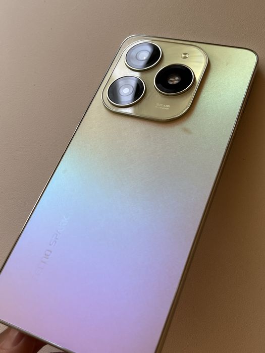 Смартфон Tecno Spark 20 /128 гб