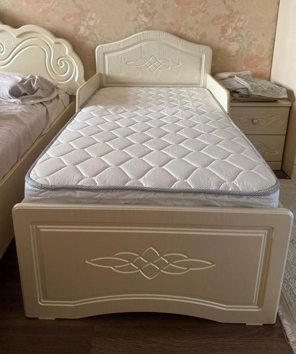 Кровать подростковая