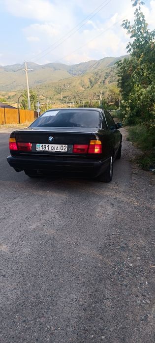 Продам машину мотор стоит м50б20